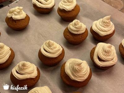 Mézeskalácsos muffin