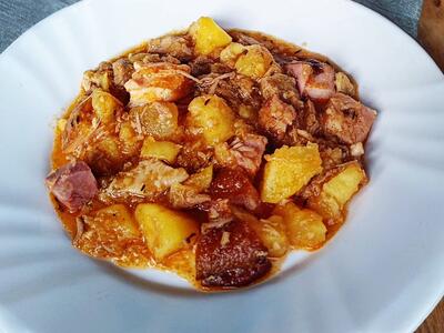 Legfinomabb csülkös pincepörkölt