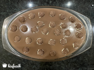 Kinder Joy tiramisu
