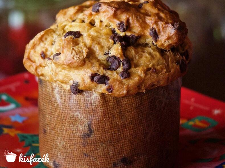 Olasz kuglóf (panettone) csokisan