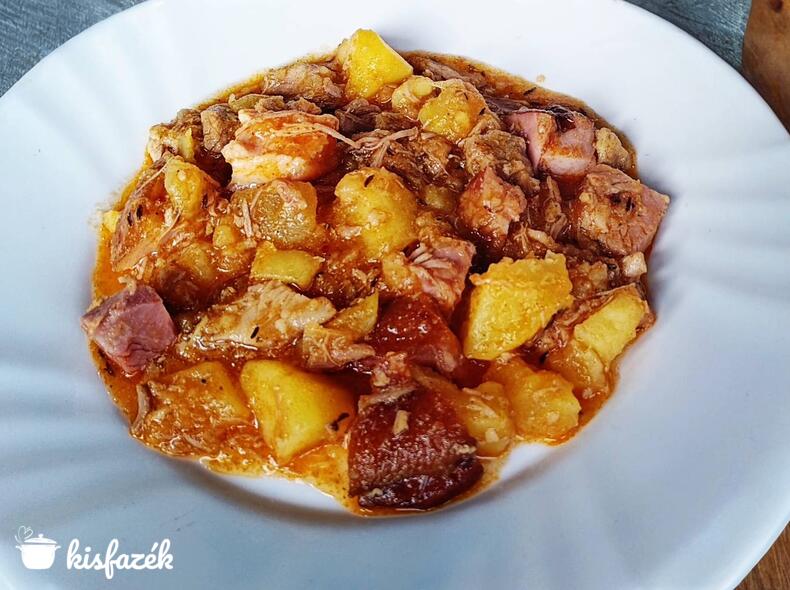 Legfinomabb csülkös pincepörkölt