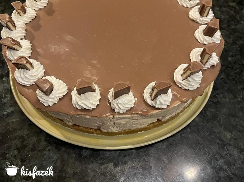 Sütés nélküli Kinder sajttorta