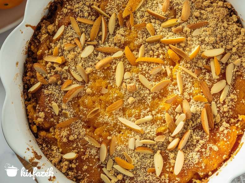 Naspolyás morzsasüti, crumble