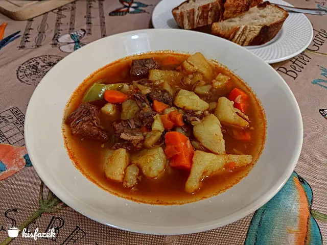 Gulyásleves