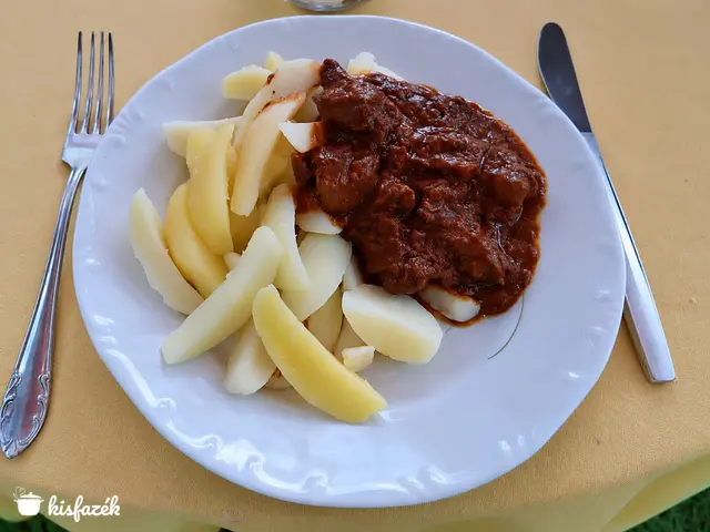 Bográcsos marhalábszárpörkölt
