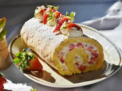 Mascarponés-epres piskótatekercs