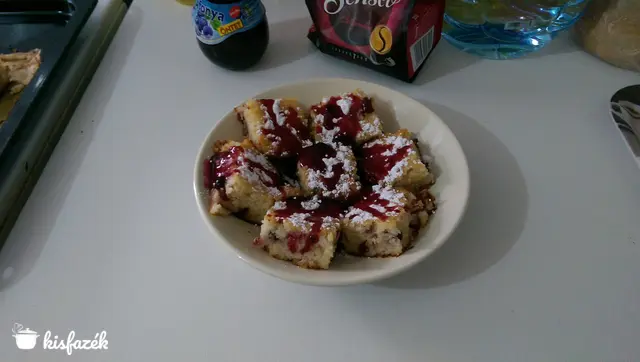 Vörösáfonyás rizskoch citromhéjjal