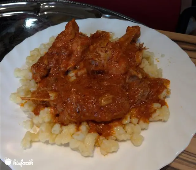 Kakaspörkölt