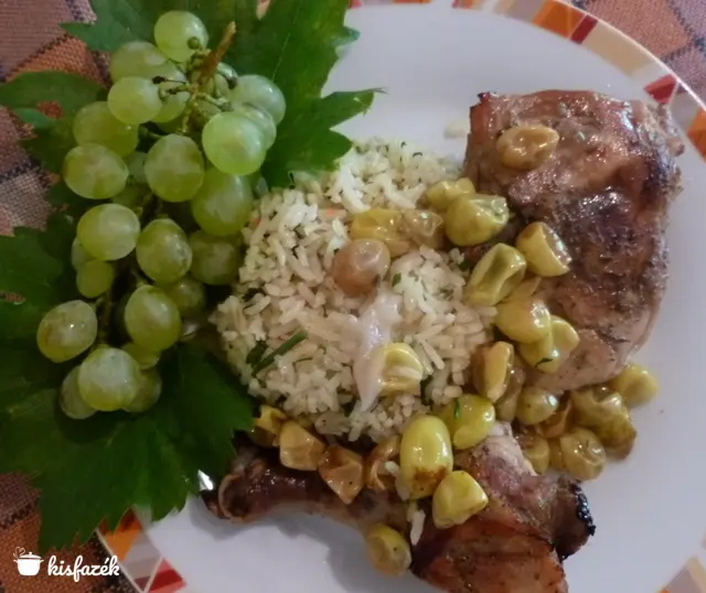 Szőlős sült csirkecomb