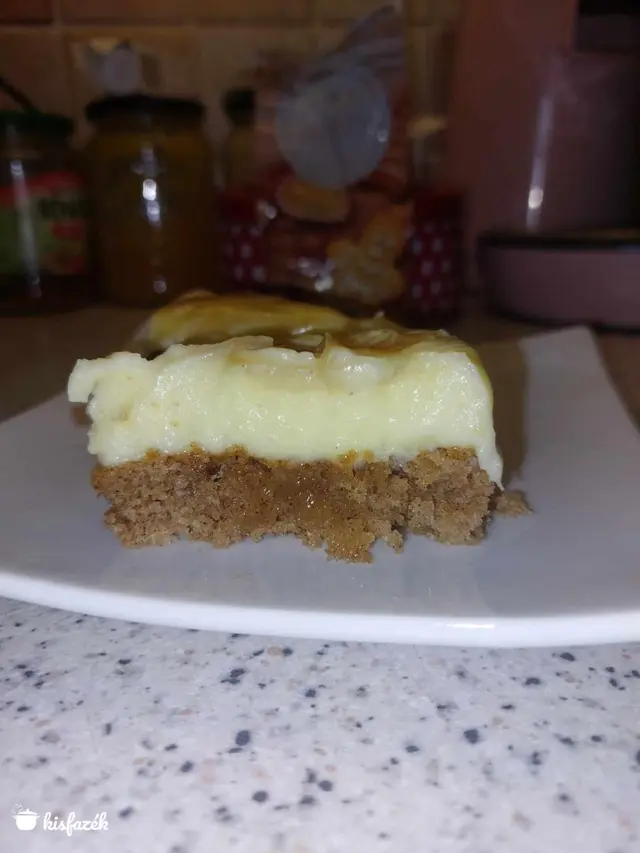 Mézeskalács torta