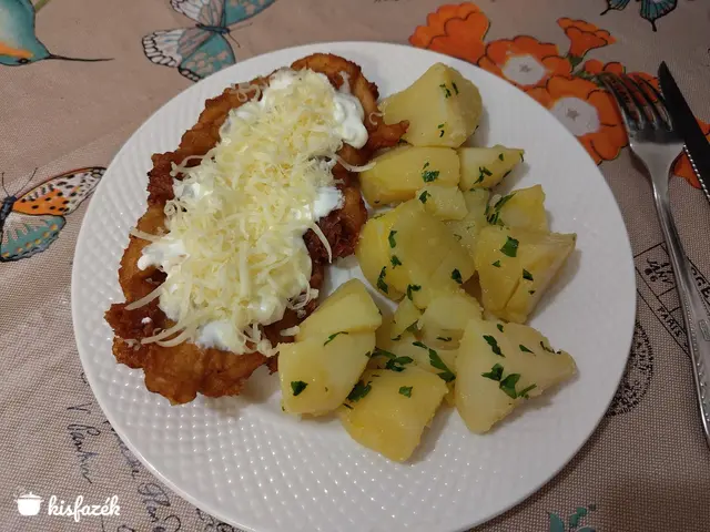 Mátrai borzaska csirkemellből petrezselymes burgonyával