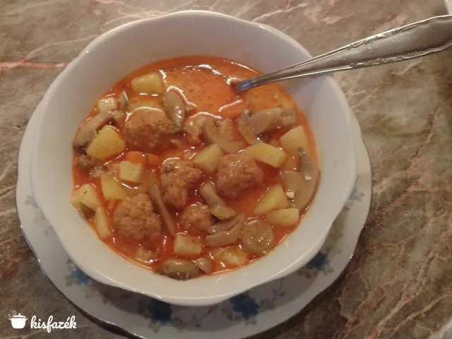 Böllérleves