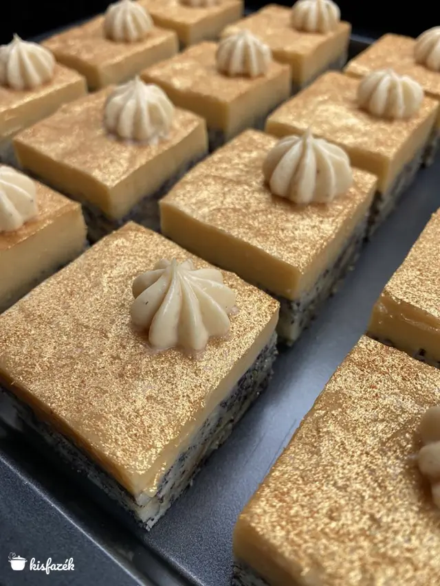 Tejmentes mákosguba torta