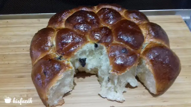 Mákos meggyes bukta torta