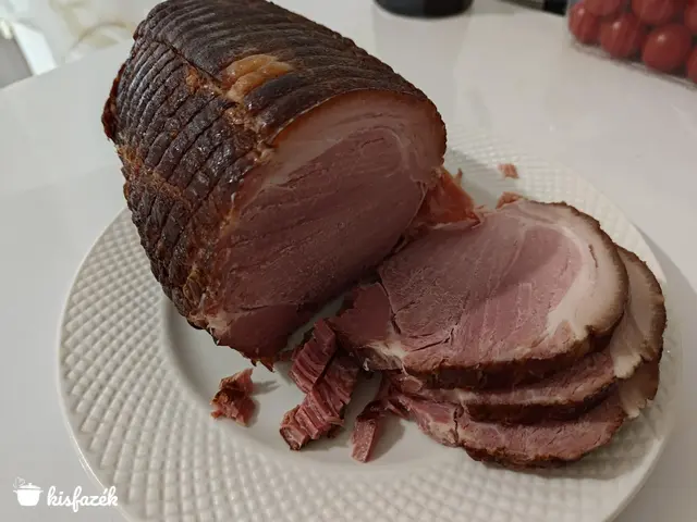 Húsvéti kötözött sonka