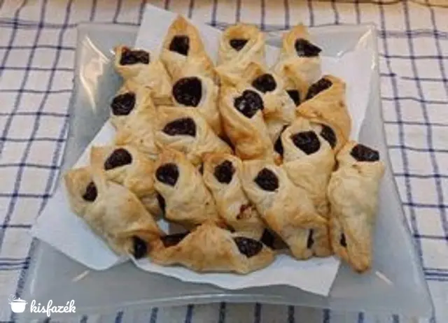 Házi szilvalekváros leveles papucs