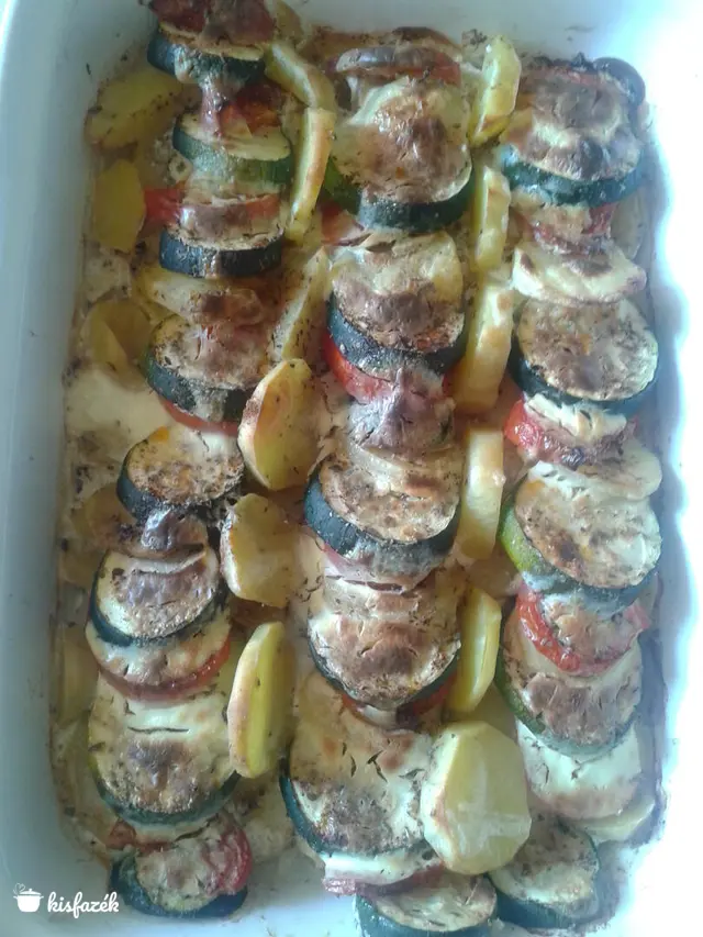 Cukkini rakottas