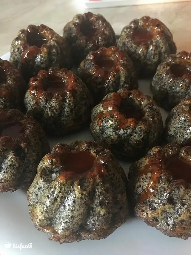 Mákos-csipkelekváros muffin (paleo)