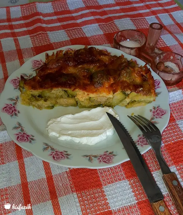 Sajtos fűszeres rakott kelbimbó