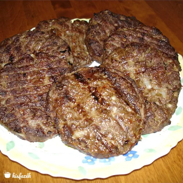 Hamburger húspogácsa házilag