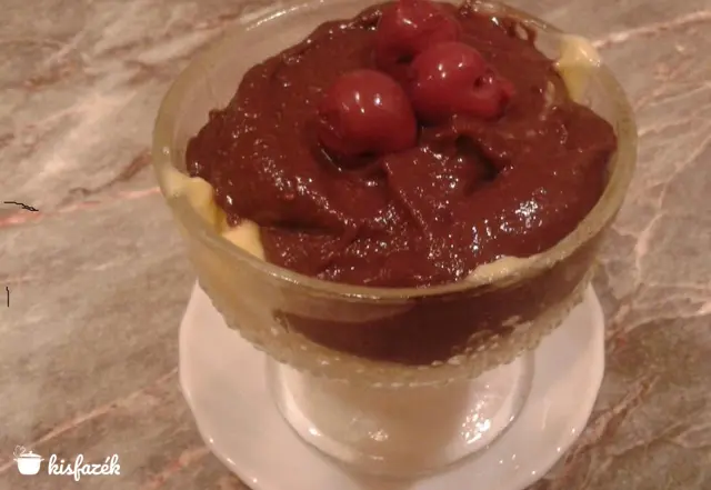 Meggyes dupla puding