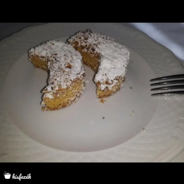Diós holdacska (Kossuth kifli)