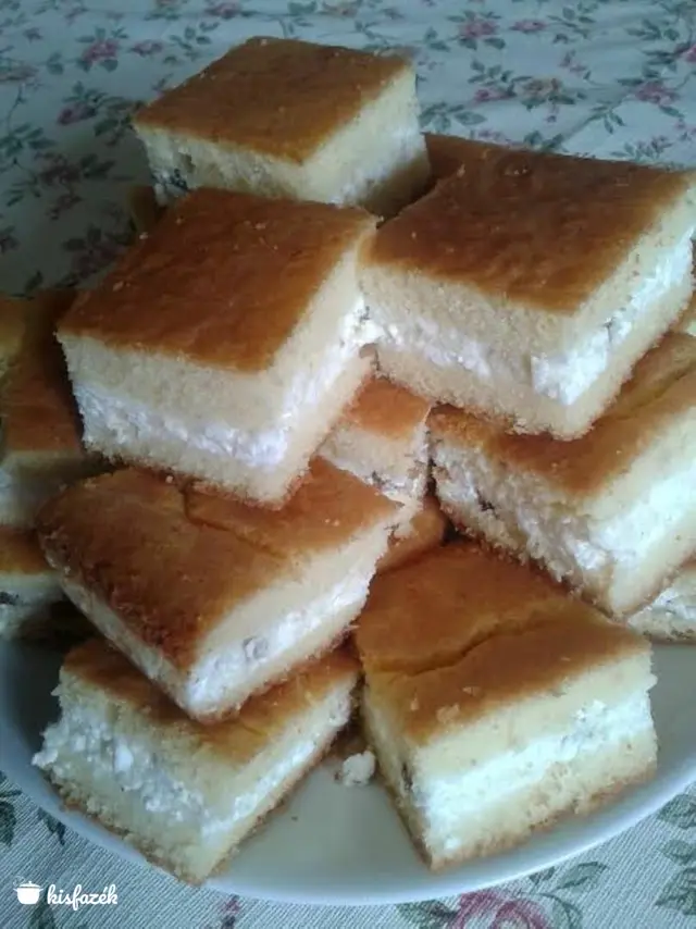 Túrós kavart süti (egyszerű)