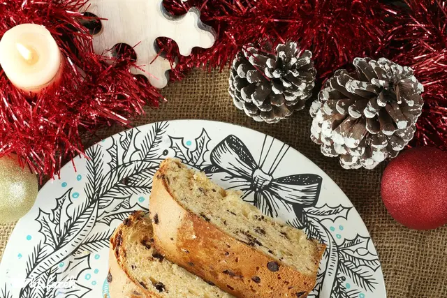 Olasz kuglóf (panettone) csokisan
