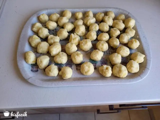Krumpligombóc (gölődin) leves