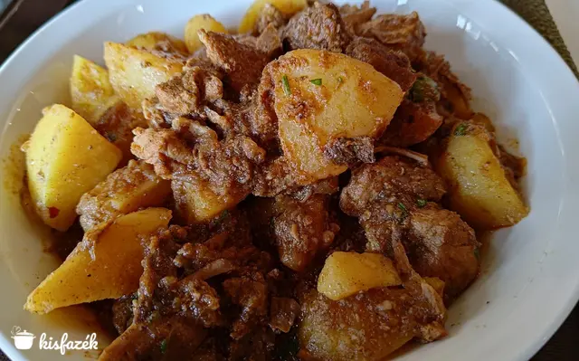 Legfinomabb pincepörkölt