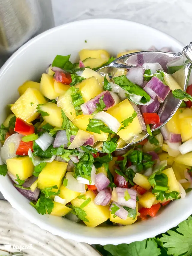 Fűszeres hal Air Fryer-ben, mangó salsával