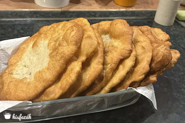 Klasszikus házi lángos