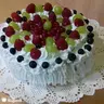Diós-mézes-tejszínes-gyümölcsös torta