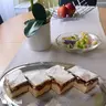 Tejfölös pudingos szilvás pite